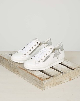 Embellished Trainer / White & Silver / 37